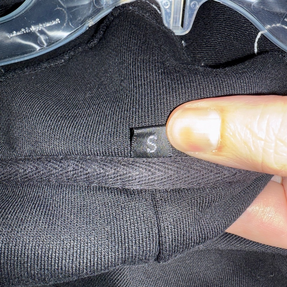 NEW Hooded Jacket - Picture 4 of 5